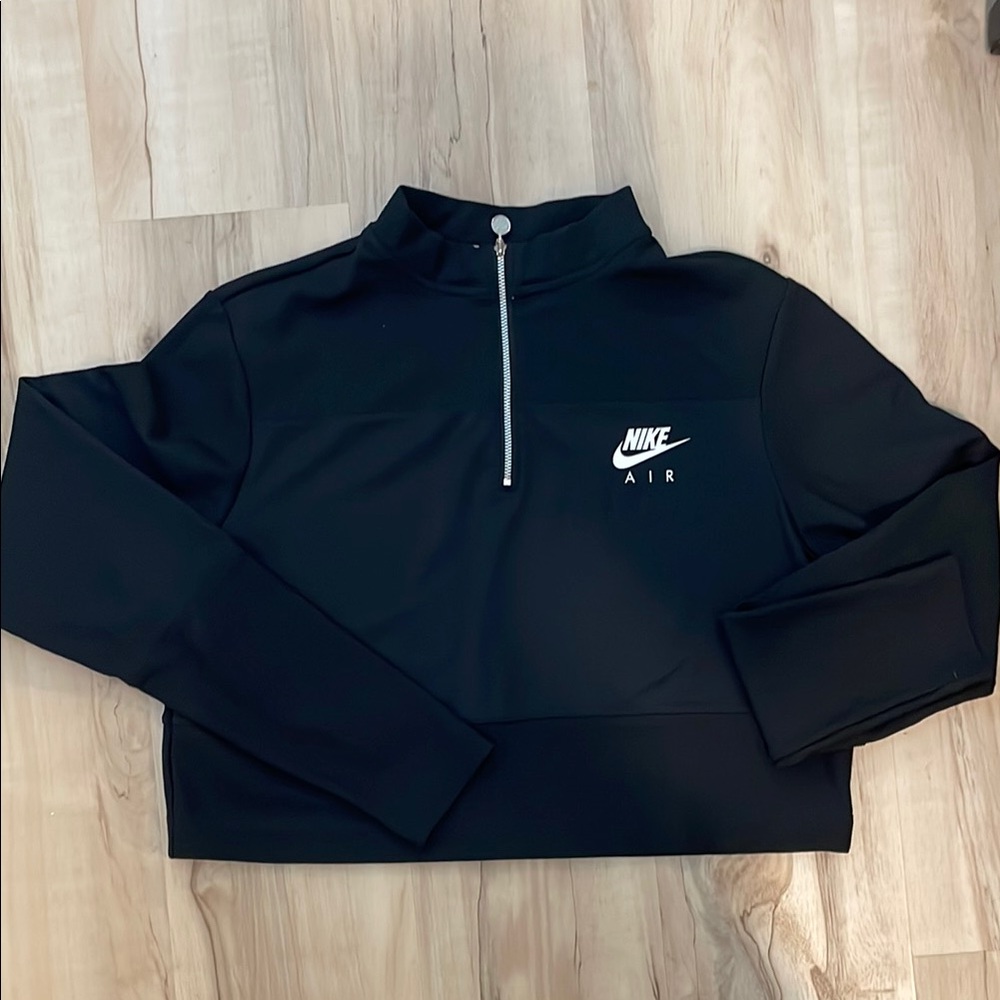 Nike Air Black Half-Zip Cropped Pullover